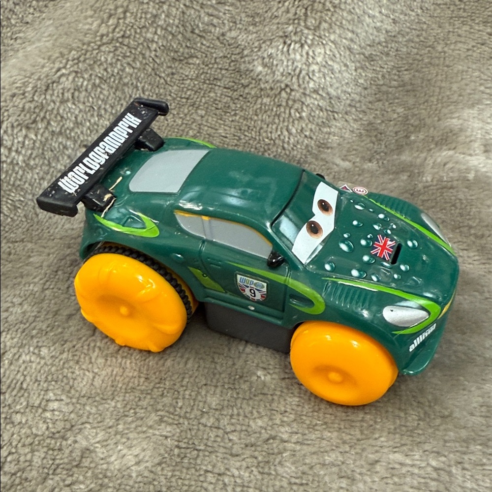 🏁 Mattel Disney Pixar Cars Hydro Wheels Nigel Gearsley Race On Water